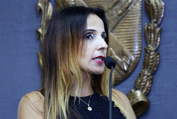 De iniciativa de Marcos Abdala e José Longatto, solenidade foi realizada na noite desta quarta-feira