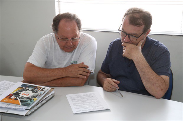 Vereadores contaram com a assessoria técnica do Departamento de Assuntos Jurídicos