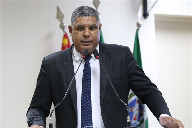 Parlamentar agradeceu a sensibilidade do deputado em entender que a Saúde é importante, assim como a infraestrutura.