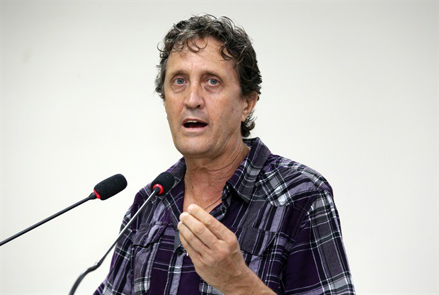 Chitolina ocupou a Tribuna Popular na reunião ordinária desta quinta-feira