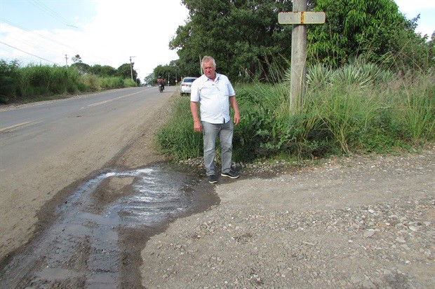 Trecho fica no acostamento da rodovia que liga Piracicaba a Anhumas