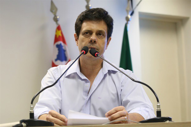Vereador Paulo Serra (CID) é o autor das moções aprovadas, em regime de urgência
