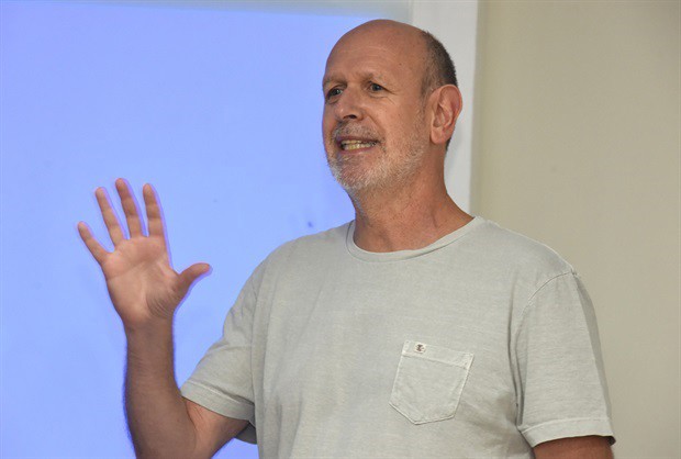 Lerrer sugeriu que as Câmaras abandonem a mente analógica e comecem a pensar de modo digital