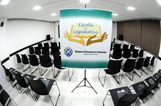 Inscrição para o curso de iniciação política vai até quinta-feira (25)