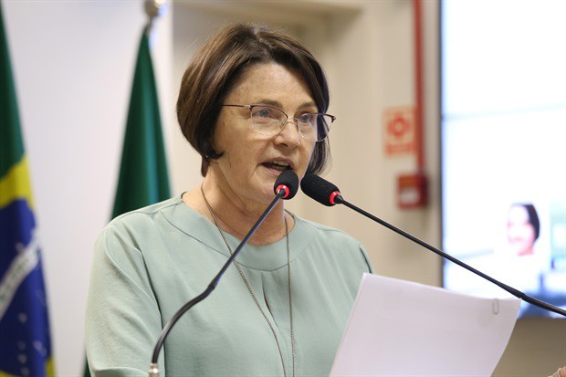 Nancy destaca ações pela regularização do Jardim Glória