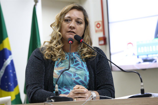 Vereadora Coronel Adriana (PSL) é autora da moção de aplausos 76/2020