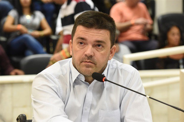 André Bandeira fez a solicitação em indicação à Prefeitura