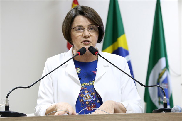 Vereadora Nancy Thame (PV) é autora do requerimento 400/2020 