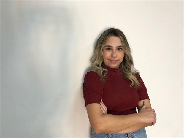 Jornalista falou sobre processo de escrita de livro sobre violência obstétrica na live desta quinta-feira (13) do Parlamento Aberto