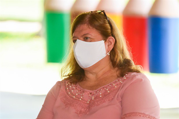 Câmara reconhece mérito de escola municipal como a melhor do Brasil