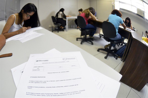 Foto de processo seletivo realizado pelo Departamento de Comunicação em 2018