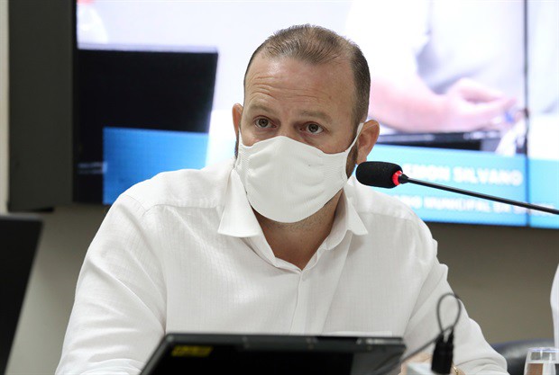 Discussão ocorreu por força de requerimento da vereadora Rai de Almeida
