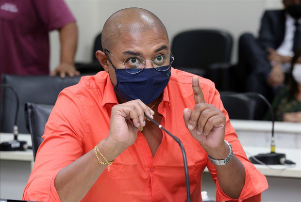 Discussão ocorreu por força de requerimento da vereadora Rai de Almeida