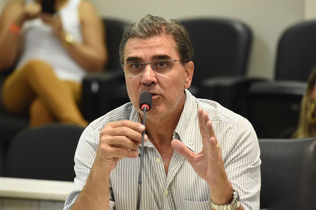 Ary Pedroso Jr. teve propositura aprovada nesta segunda-feira (22)