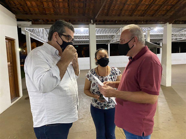 Moradores do bairro Castelinho reivindicam melhorias ao Executivo