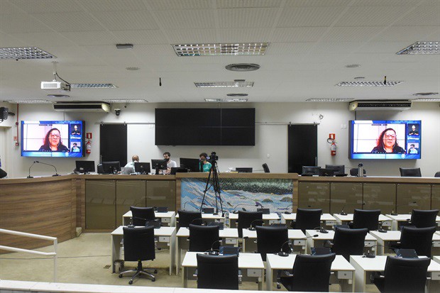 Reunião pública do Fórum em Defesa da Unimep aconteceu na tarde desta quarta-feira (3)