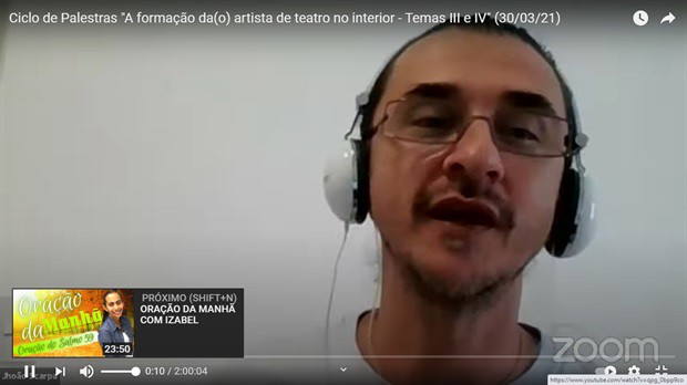Palestras focam formação autodidata e profissional do artista teatral