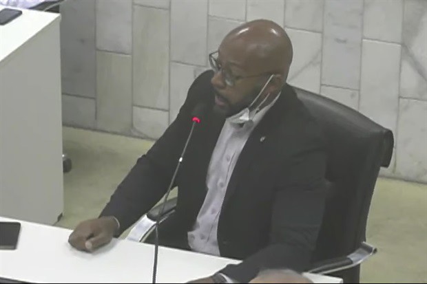 Audiência pública aconteceu na manhã desta terça-feira (8)