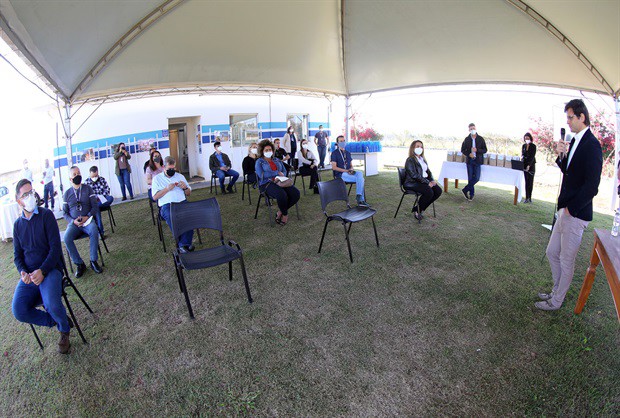 Comitiva da Câmara visitou a ETE Bela Vista na manhã de terça-feira (8)