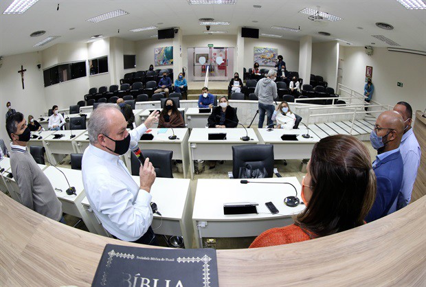 Apresentação ocorreu na manhã desta segunda-feira (5)