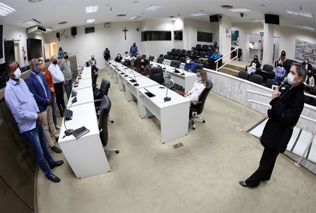 Apresentação ocorreu na manhã desta segunda-feira (5)