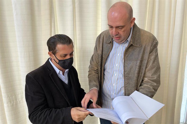 Vereador apresentou ao deputado, por meio de ofício, as demandas de obras de infraestrutura, esporte e lazer