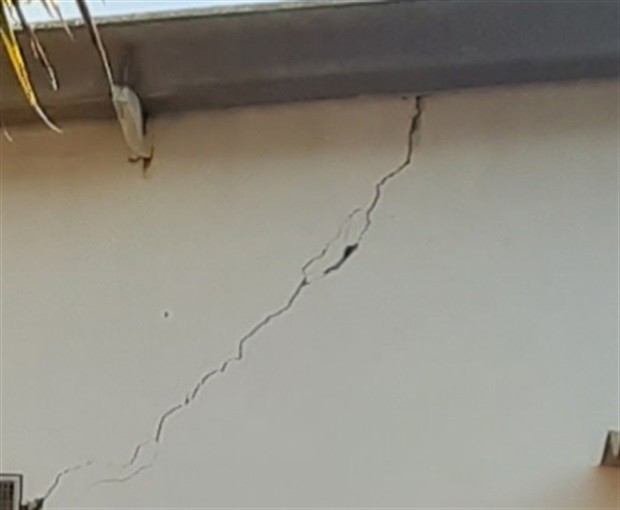 Escola apresenta problemas estruturais