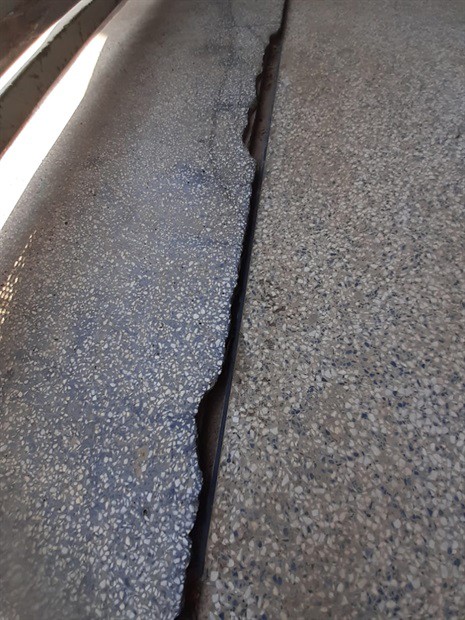 Escola apresenta problemas estruturais