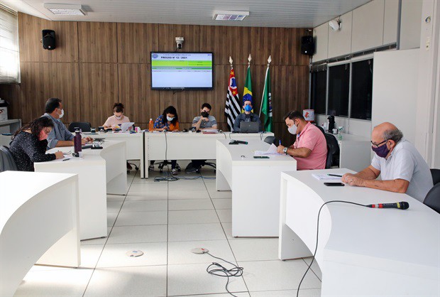 Pregão ocorreu nesta segunda-feira, na Câmara