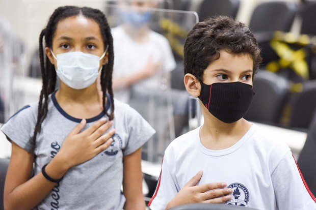 Alunos do Colégio Piracicabano participam do programa "Conheça o Legislativo"