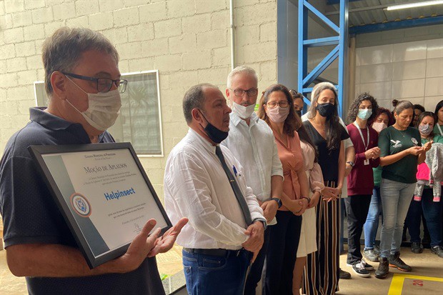 Vereador Zezinho Pereira (Democratas) entregou moção de aplausos à empresa Helpinsects nesta terça-feira (26)