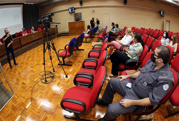 Fórum Municipal da Pessoa com Deficiência promoveu palestras nesta quarta-feira (10)