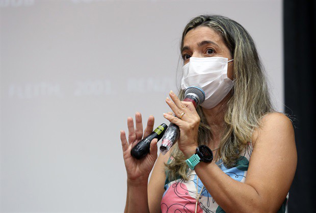 Pedagoga Fabiane Favarelli Navega