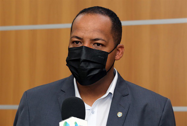 Câmara reverencia legado da Oji Papéis nos 10 anos de atividades