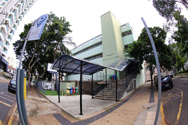 Licitação 26/2021 será no segundo andar do prédio anexo da Câmara.