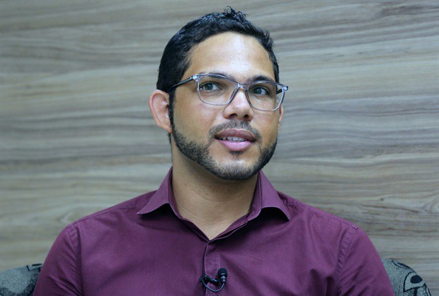 "Câmara Convida" recebeu o pesquisador Rodolfo Capler, autor do livro "Geração Selfie"