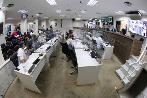 Ambos os projetos foram aprovados por 17 votos favoráveis durante a 50ª reunião ordinária de 2021 da Câmara Municipal de Piracicaba 