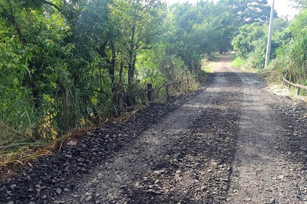 Obras na estrada da Chácara do Bachega, no Nova Suíça