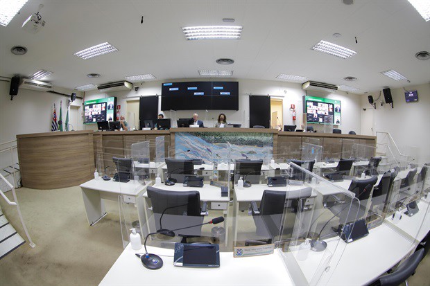 Reunião extraordinária que abriu os trabalhos legislativos em 2022 foi em formato on-line