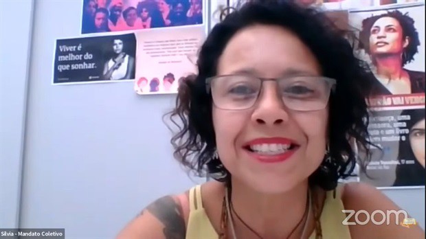 Vereadora Silvia Morales (PV), do mandato coletivo "A cidade é sua", disse que foi um momento oportuno para esclarecimento de dúvidas sobre as adequações que o município precisa adotar