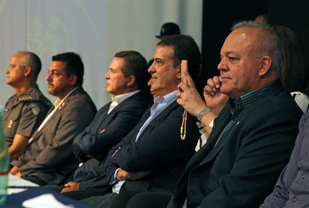 Solenidade reuniu autoridades do legislativo e executivo municipal e da segurança pública