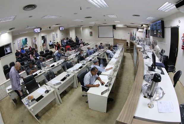 Ao todo, 17 proposituras devem ser apreciadas na noite desta quinta-feira (12)