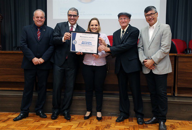 Reunião solene foi realizada na noite desta quarta-feira (11)