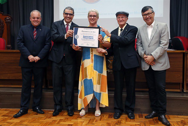 Reunião solene foi realizada na noite desta quarta-feira (11)