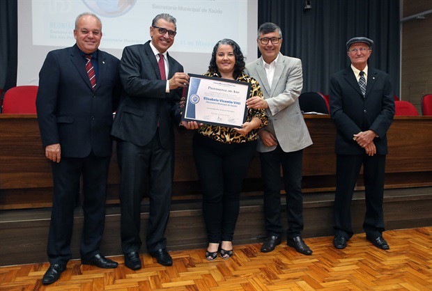 Reunião solene foi realizada na noite desta quarta-feira (11)