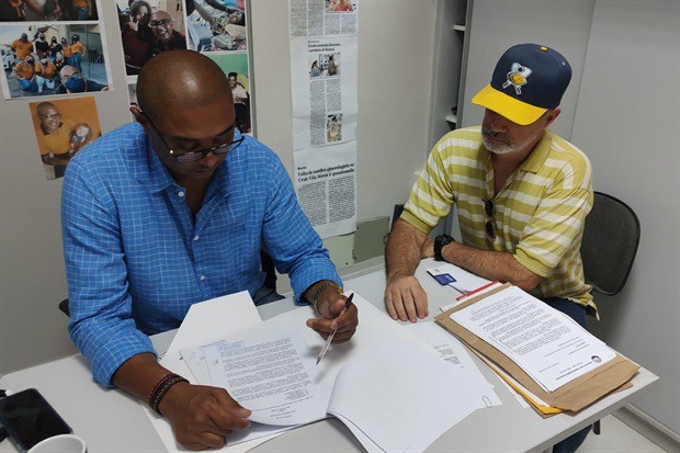 Reunião aconteceu na tarde desta segunda-feira (16) no gabinete do parlamentar