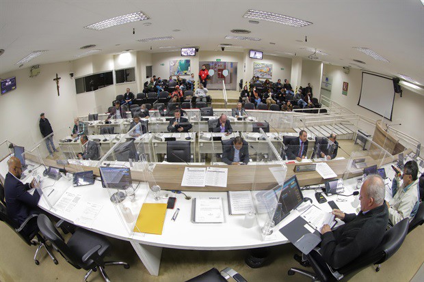 Votação do projeto de lei 57/2022, do Executivo, aconteceu na quinta-feira (19)