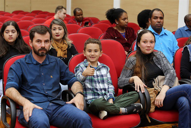 Familiares, amigos e colegas de trabalho descreveram o espírito de determinação e honestidade de Nelson Ferreira