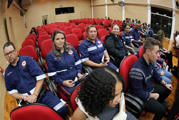 Familiares, amigos e colegas de trabalho descreveram o espírito de determinação e honestidade de Nelson Ferreira