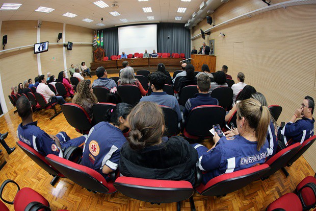 Familiares, amigos e colegas de trabalho descreveram o espírito de determinação e honestidade de Nelson Ferreira